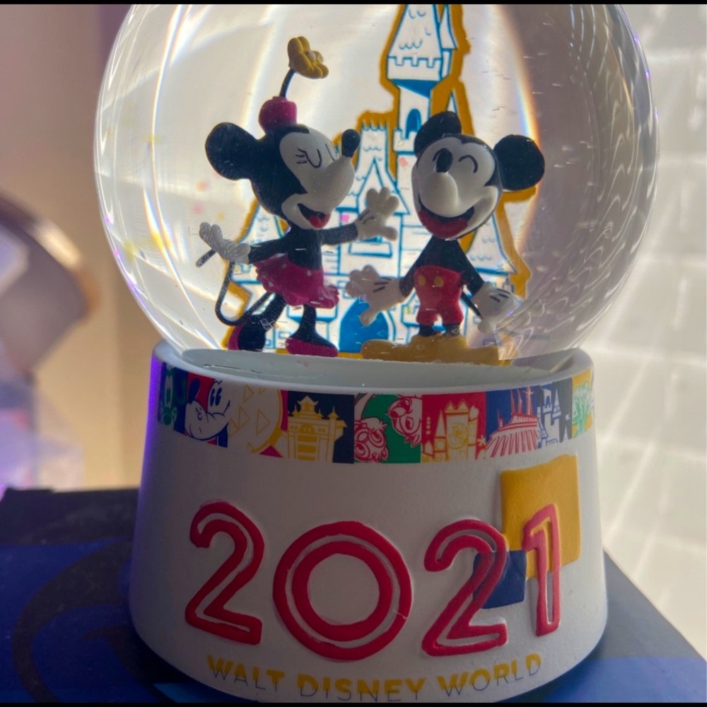 Disney World Globe